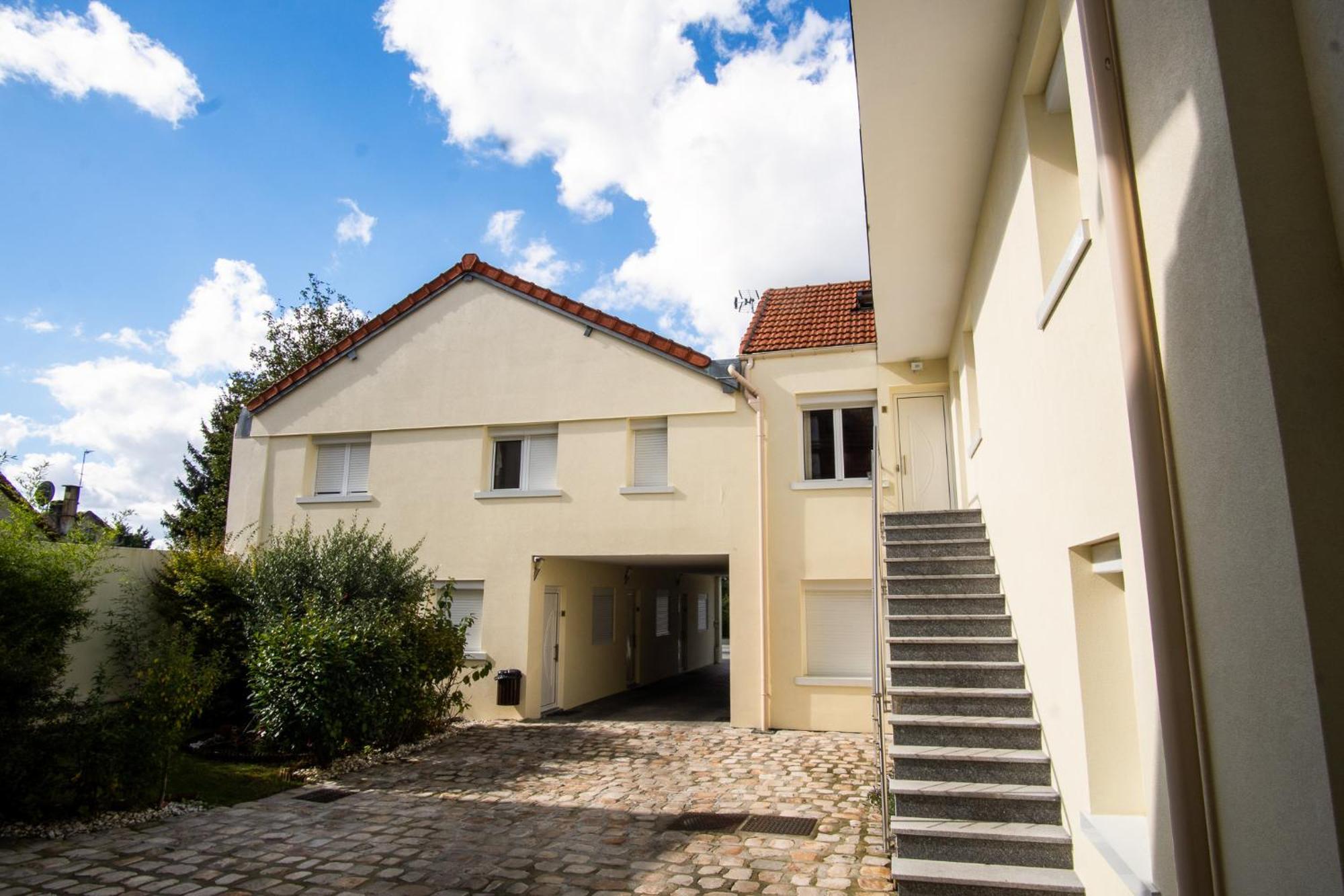 APPARTEMENT T3 1er étage au calme, 6 couchages Le Pin  Exterior foto